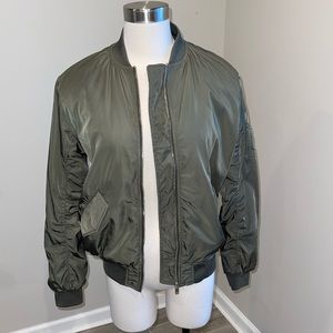 Bomber jacket